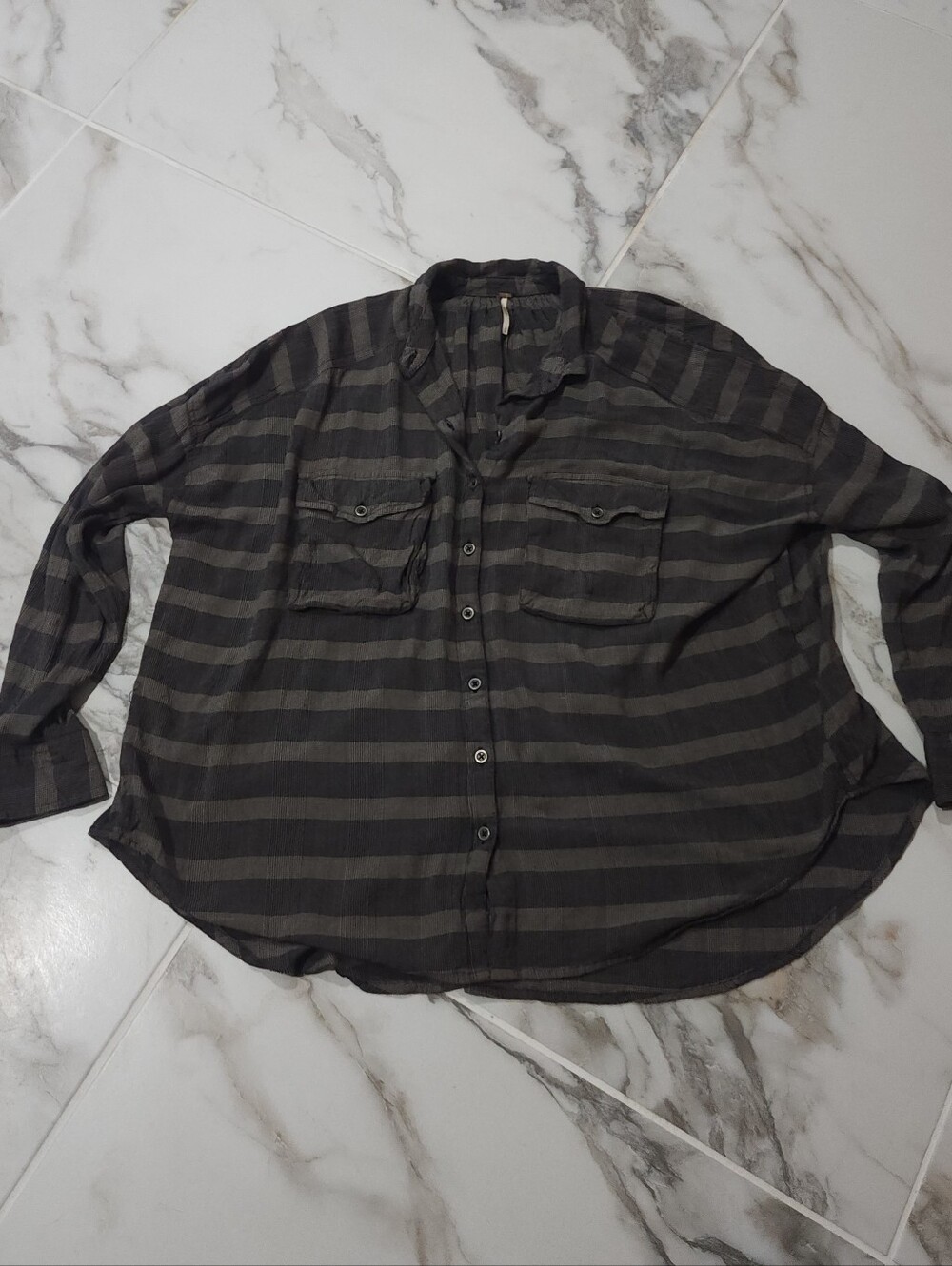 Free People Plaid Shirt Button down W/Pockets Oversized Size Small